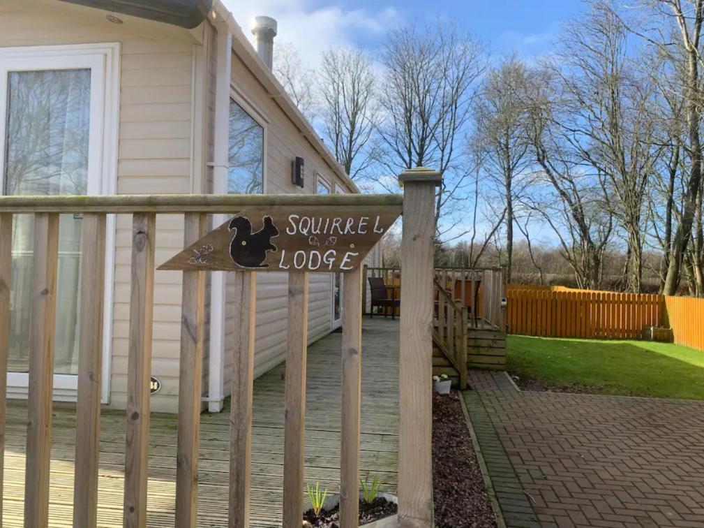 Squirrel Lodge كارلايل المظهر الخارجي الصورة